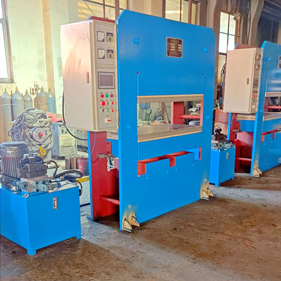 200Trubber  machine