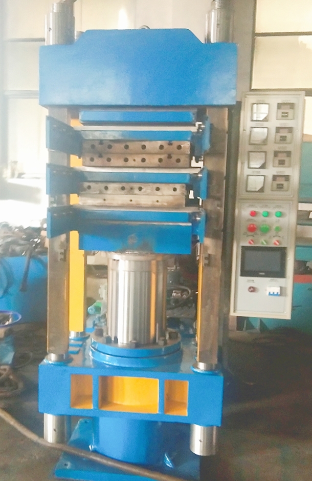 150T TVULCANIZING PRESS