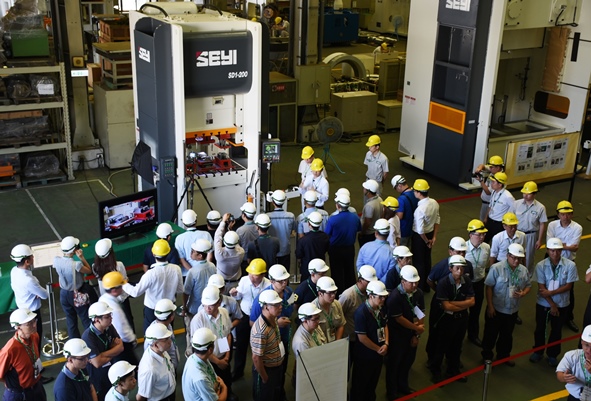 industry-professionals-and-academy-technologies-joint-to-explore-unlimited-strength-in-metal-forming industry-professionals-and-academy-technologies-joint-to-explore-unlimited-strength-in-metal-forming