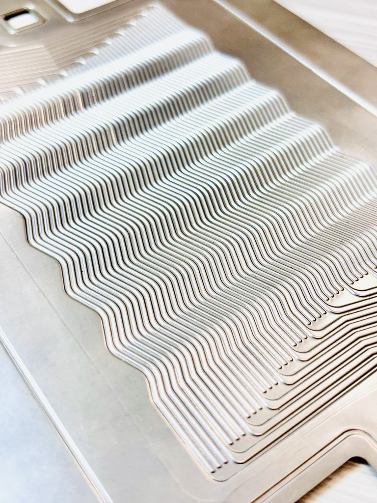 Bipolar Plates to Be Displayed at the Exhibition Bipolar Plates to Be Displayed at the Exhibition